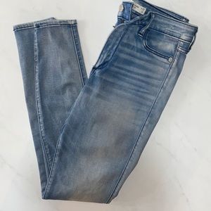 Abercrombie & Fitch light denim skinny jeans size 6R